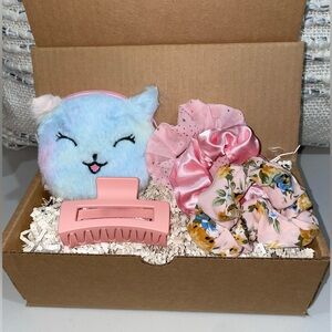 Fluffy Blue Cat coin Pouch and Pink Hair Accessories Set